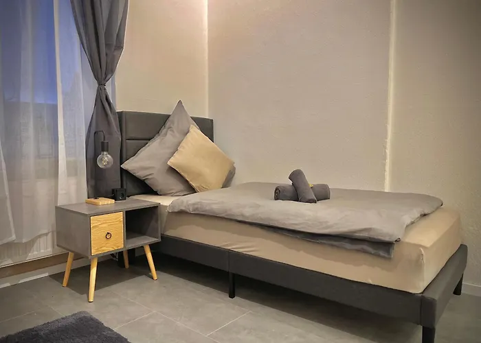 G&g Luxury Am Stadtpark Бендорф